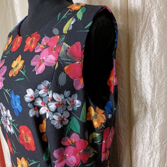 Calvin Klein Women's High-low Dress Size - Picture 6 of 6